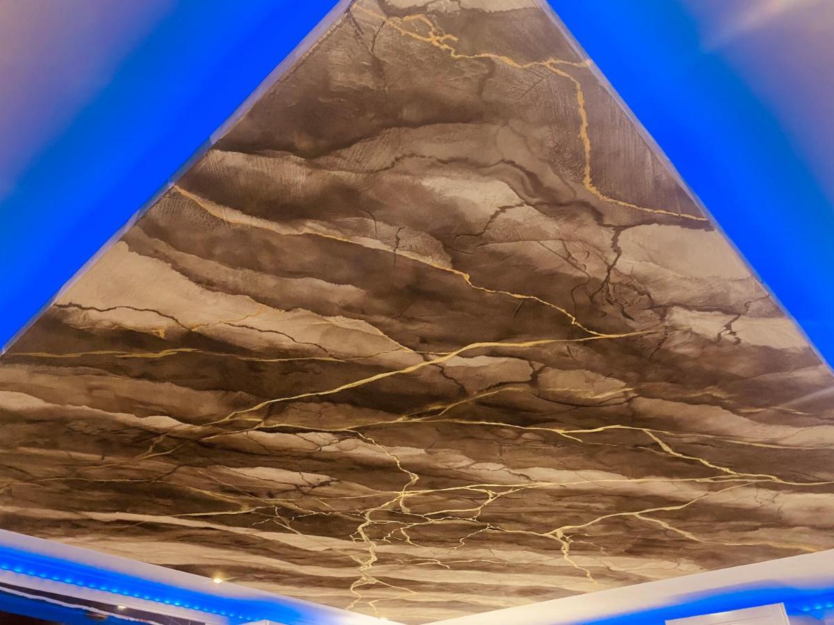 Azure Gold Apartment سنجليا المظهر الخارجي الصورة
