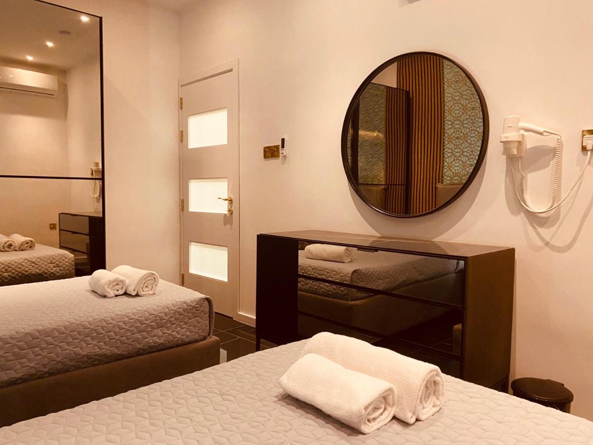 Azure Gold Apartment سنجليا المظهر الخارجي الصورة