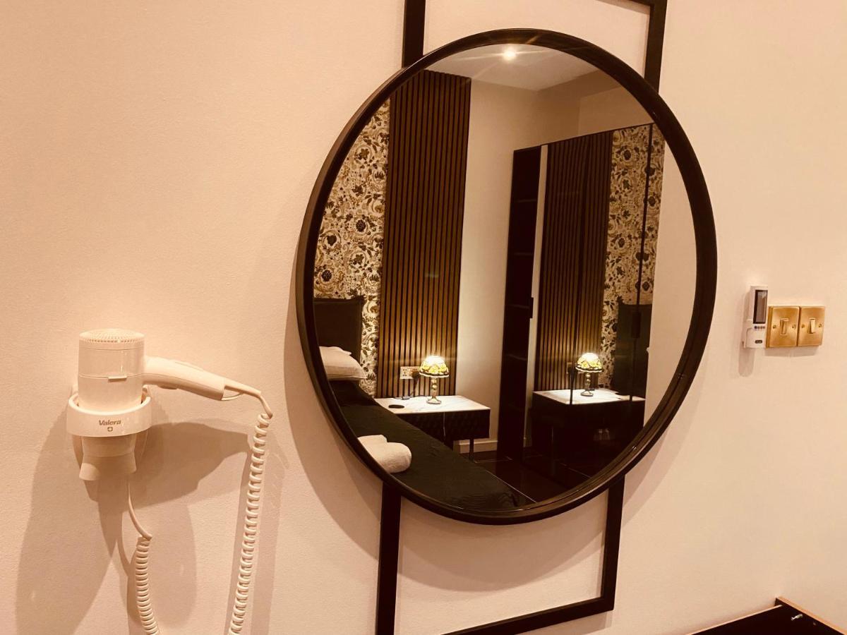 Azure Gold Apartment سنجليا المظهر الخارجي الصورة