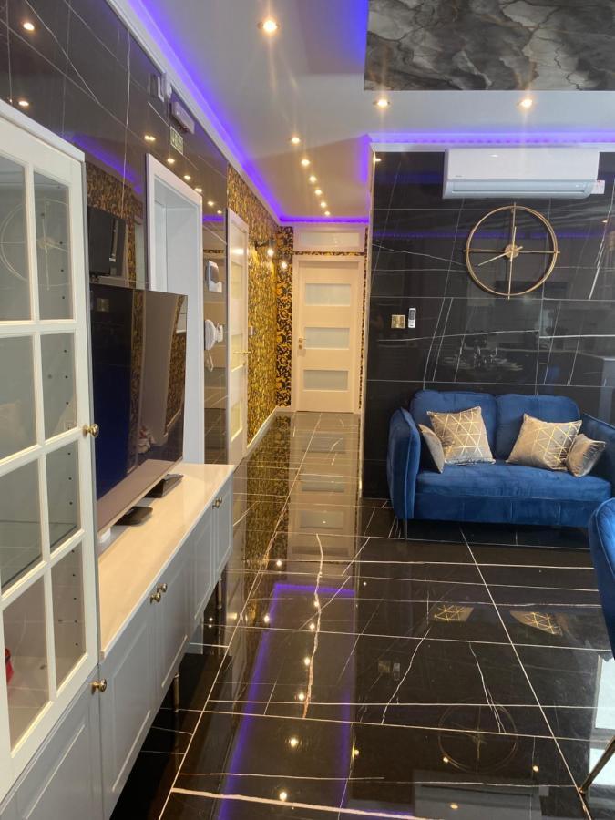 Azure Gold Apartment سنجليا المظهر الخارجي الصورة