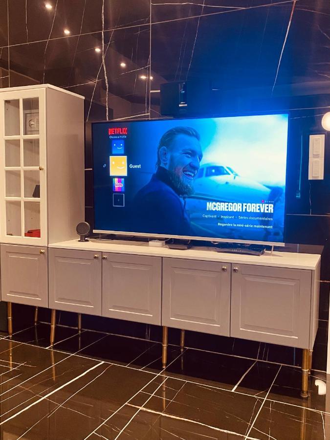 Azure Gold Apartment سنجليا المظهر الخارجي الصورة