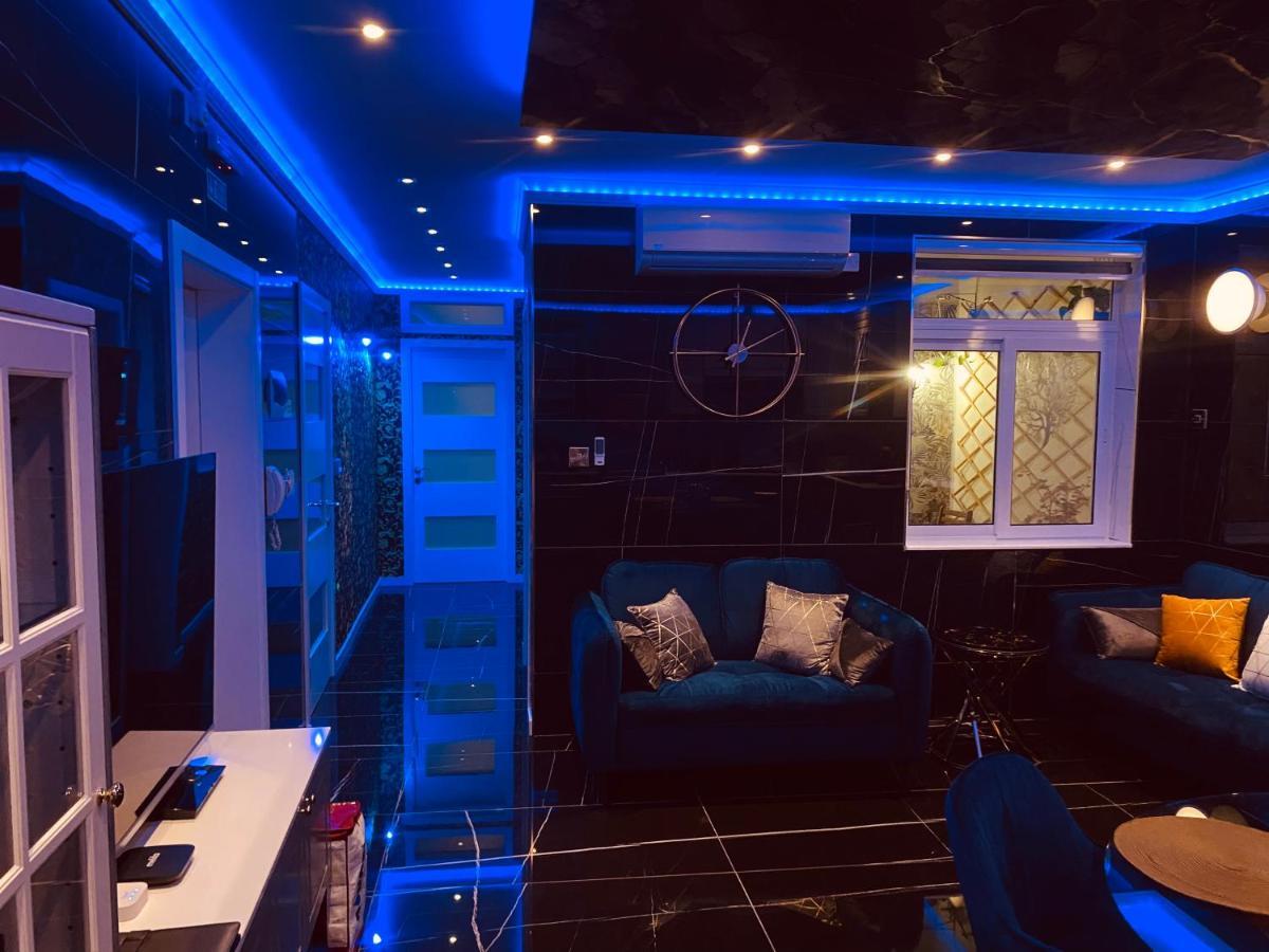 Azure Gold Apartment سنجليا المظهر الخارجي الصورة