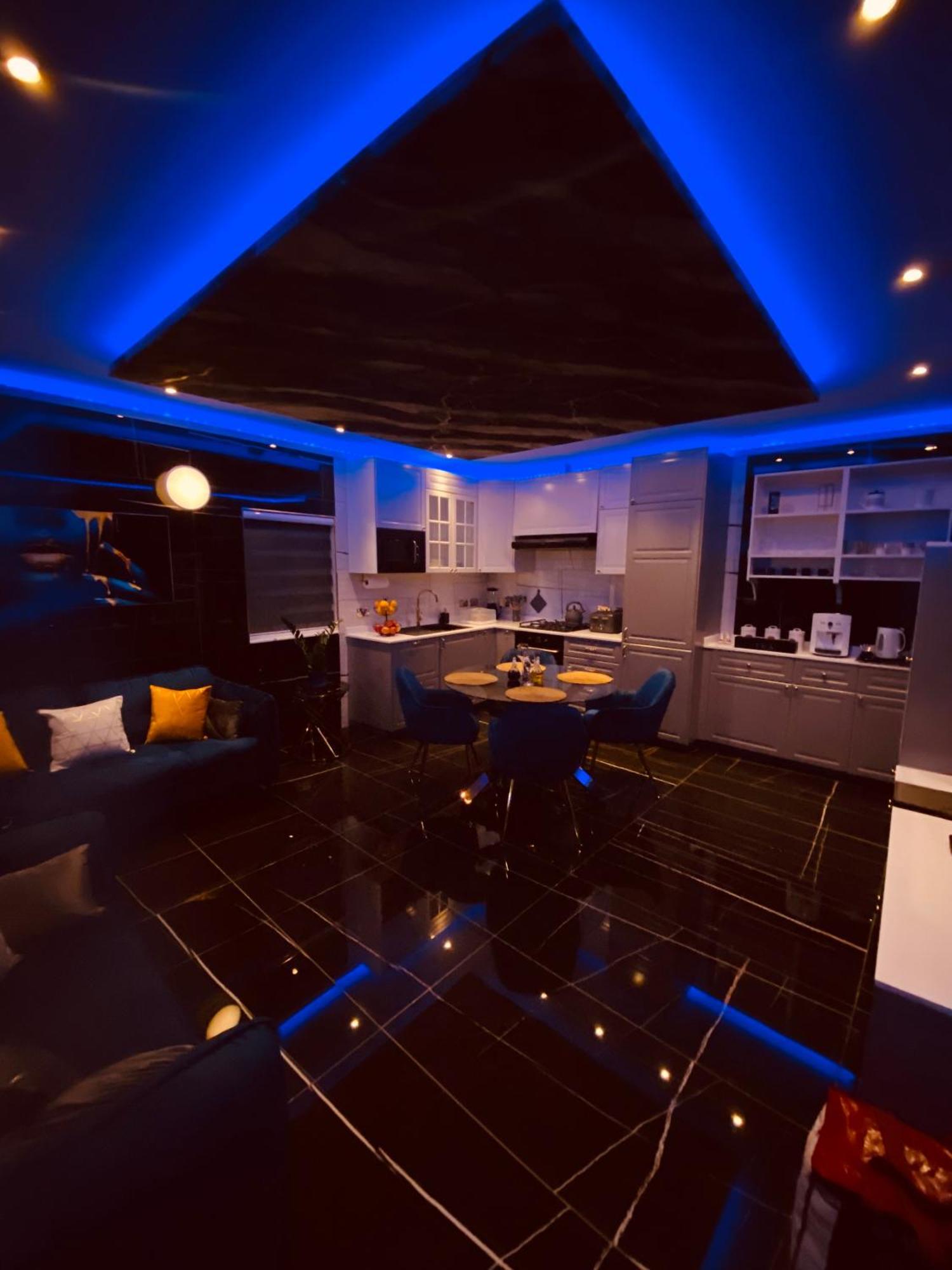 Azure Gold Apartment سنجليا المظهر الخارجي الصورة