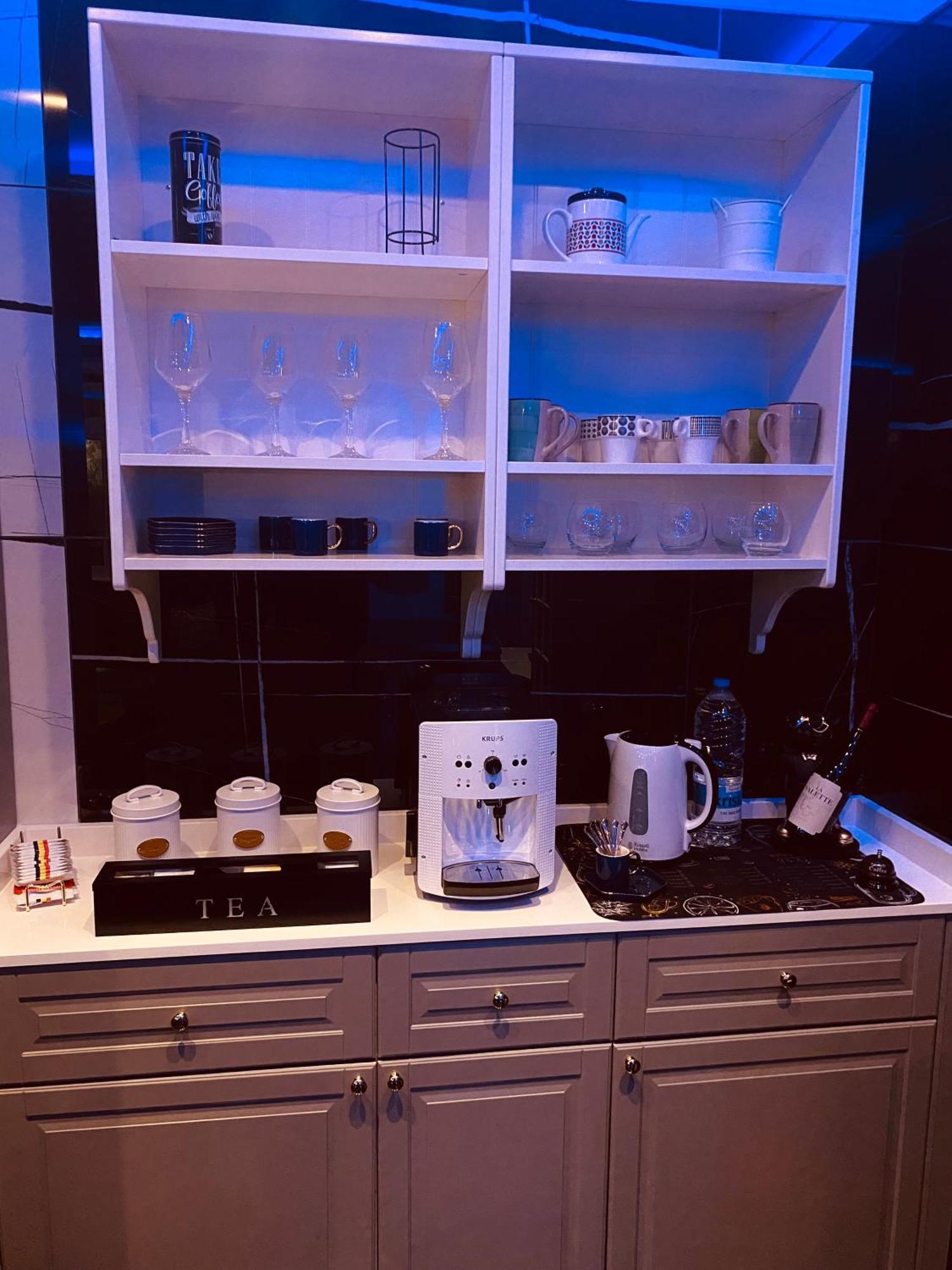Azure Gold Apartment سنجليا المظهر الخارجي الصورة