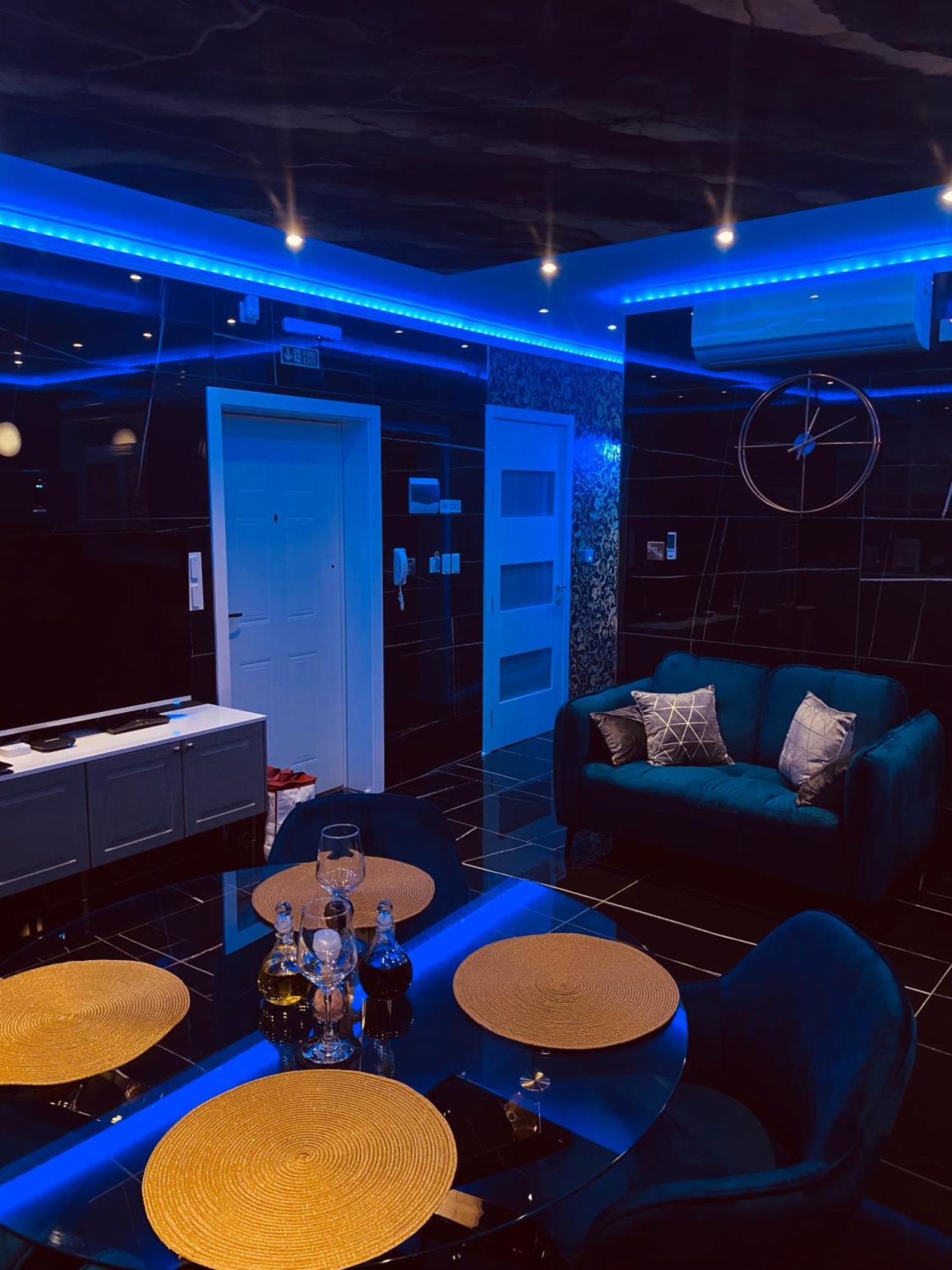 Azure Gold Apartment سنجليا المظهر الخارجي الصورة