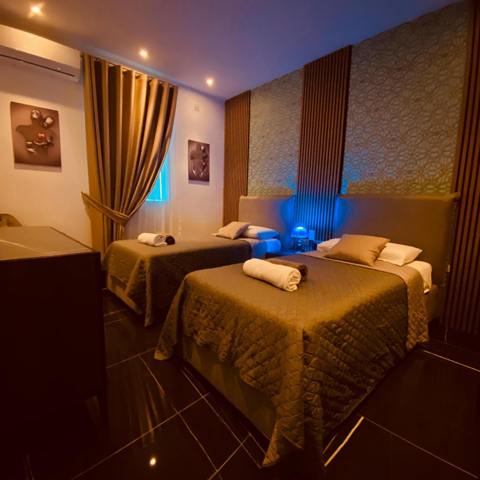 Azure Gold Apartment سنجليا المظهر الخارجي الصورة